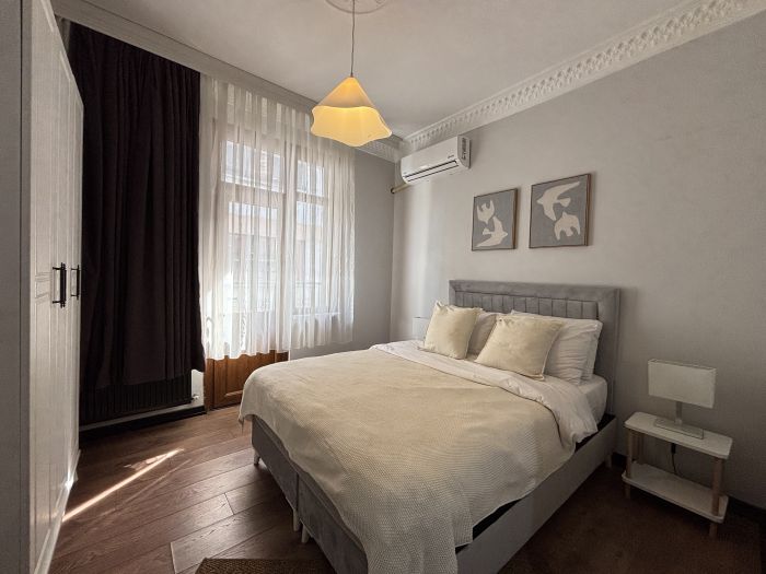 Unique 1BR w/ Hammam • Near Şişhane - Galata