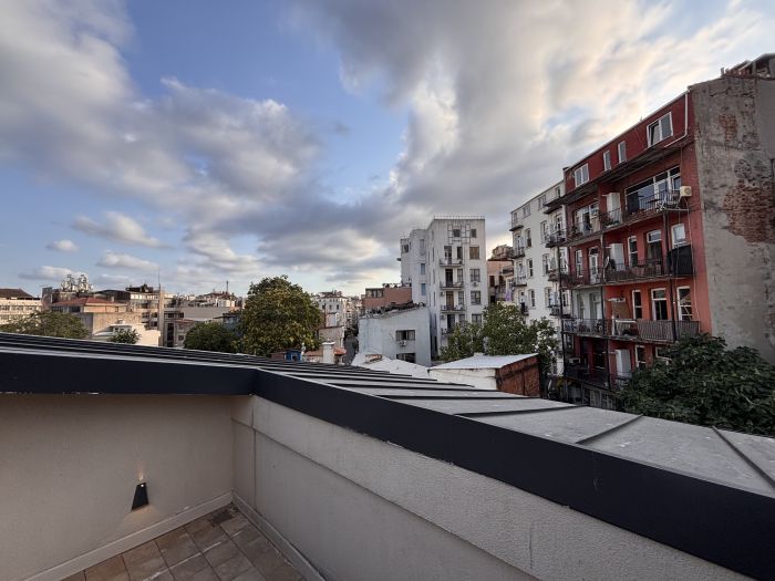 Private Terrace Penthouse in Beyoğlu