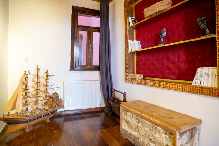 Historic Lütfi Pasha House in Balat 2BR