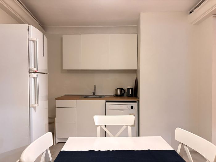 Spacious 5BR in Central Şişli Near Metro - İstanbul, Şişli