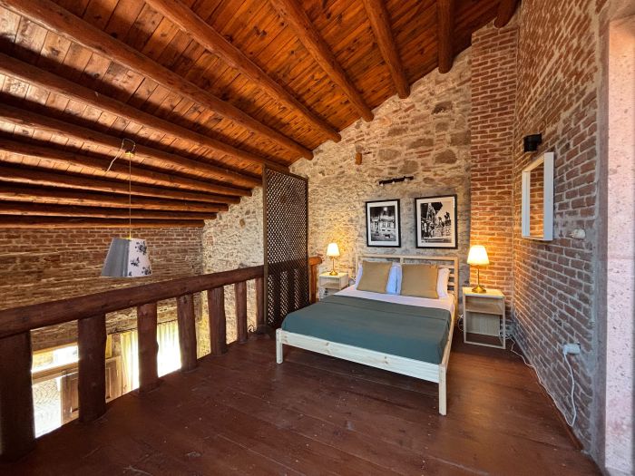 Historic Art House | Award-Winning Gallery Home