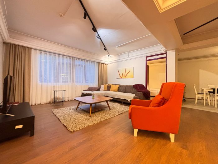 Spacious 5BR in Central Şişli Near Metro - İstanbul, Şişli