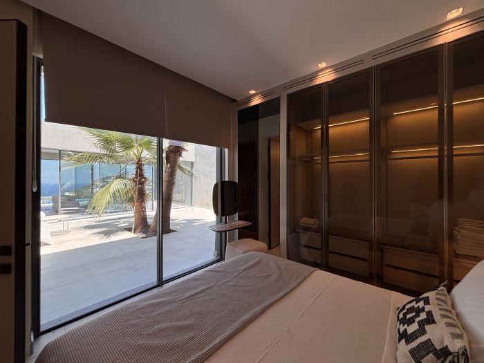 Yalıkavak Villa with Pool, Garden & Sea View