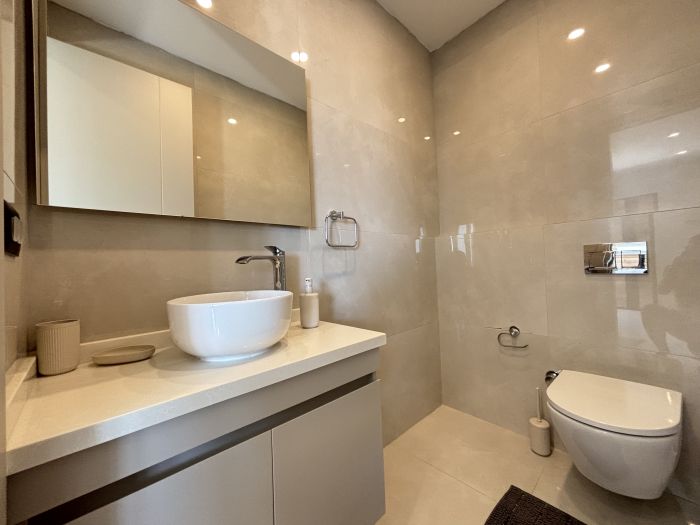 Türkbükü'nde Modern Havuzlu Villa