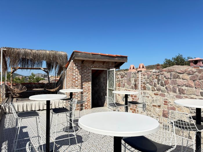 Historic Art House | Award-Winning Gallery Home