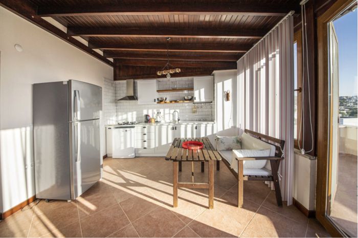 Bodrum Gümüşlük'te Süper Manzaralı, Popüler Plajla