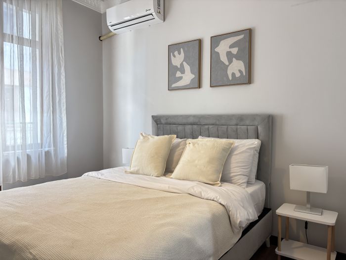 Stylish 1BR w/ Private Turkish Bath • Near Galata