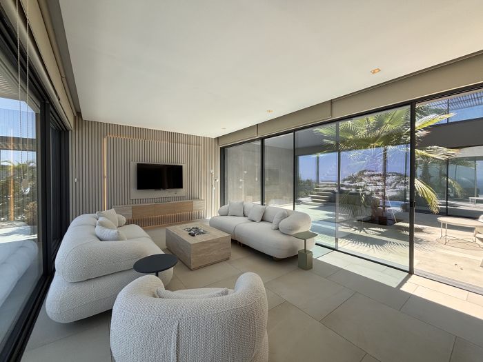 Yalıkavak Villa with Pool, Garden & Sea View