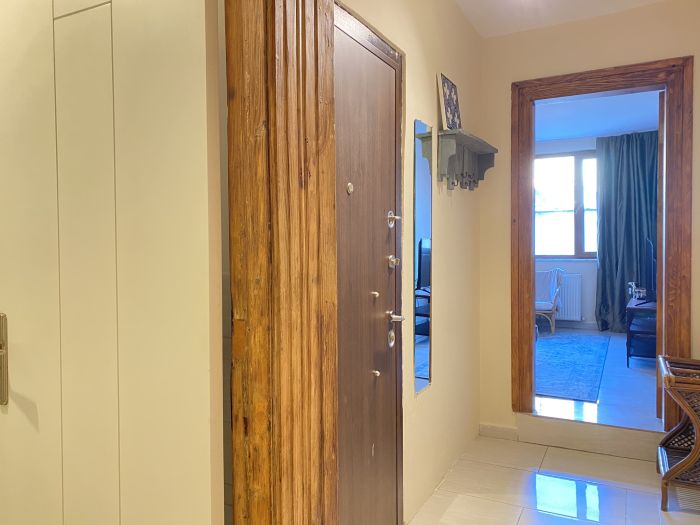 Classic Cozy 1+1 Home in Central Beyoğ