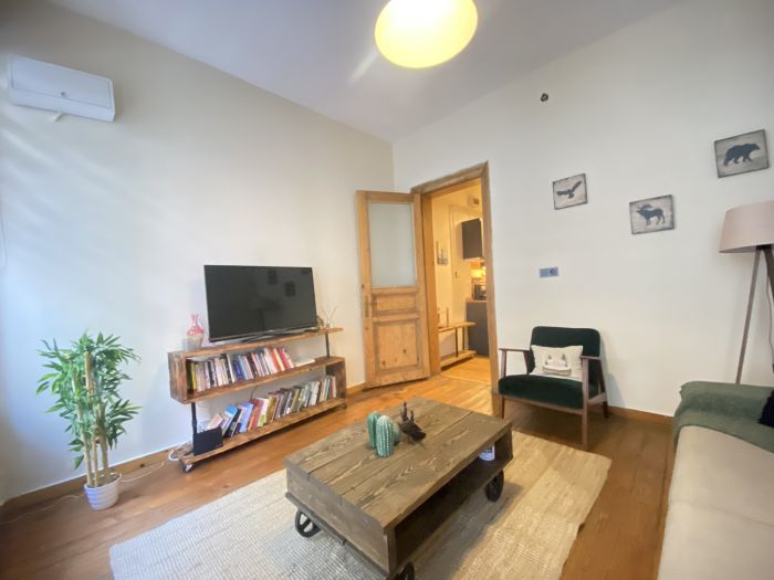 Authentic 1BR Beyoğlu Flat - Walk to İstiklal