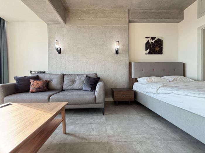 Luxury Studio on the 19th Floor | Queen Bomonti