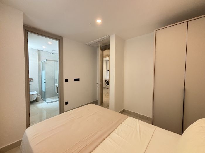 Türkbükü'nde Modern Havuzlu Villa