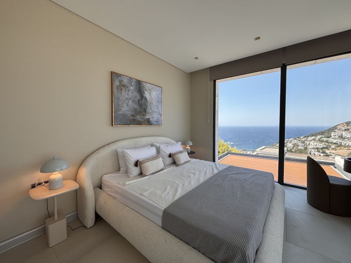 Yalıkavak Villa with Pool, Garden & Sea View