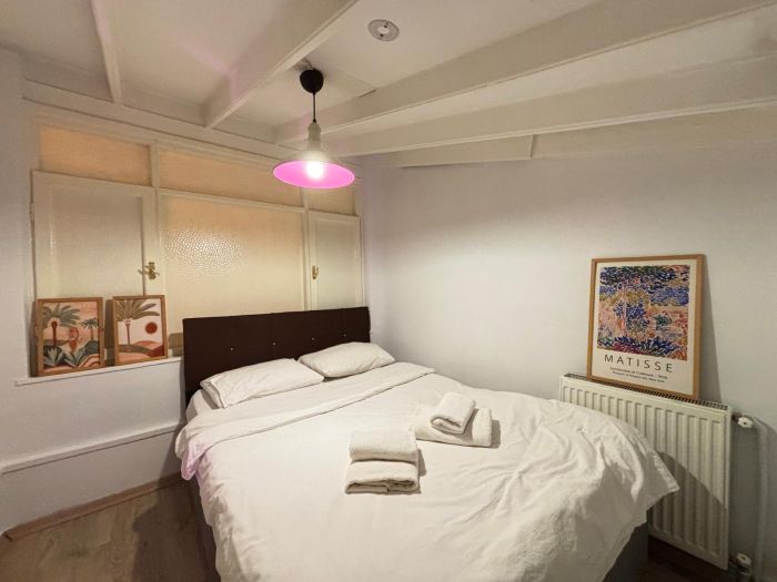Cozy Private Home in Kadıköy – Near Coast & Ferry