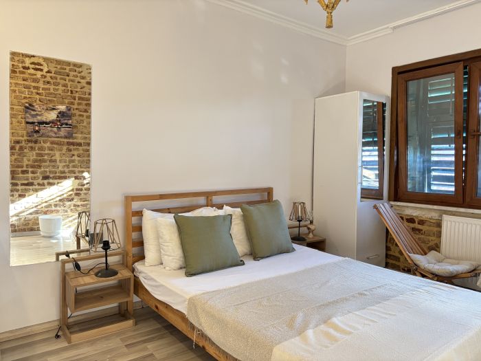Balat’ta Eşsiz Sanat Evi | 5 Yatak Odası & Bahçe