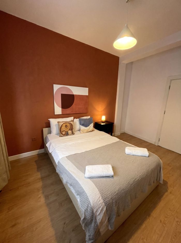 Stylish 2BR Flat Near Grand Bazaar & Eminönü