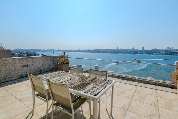 Duplex Flat w Panoramic Bosphorus View and Terrace