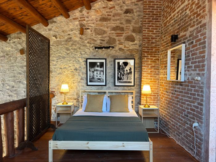 Historic Art House | Award-Winning Gallery Home