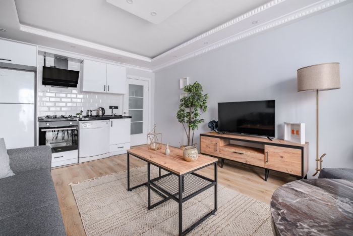 Stylish City Apartment | High-Speed WiF & Elevator