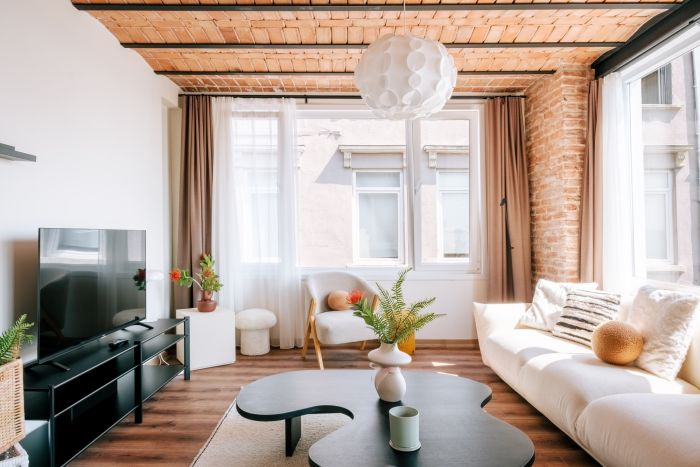 Luxury Flat Next to Galata and Metro w City View