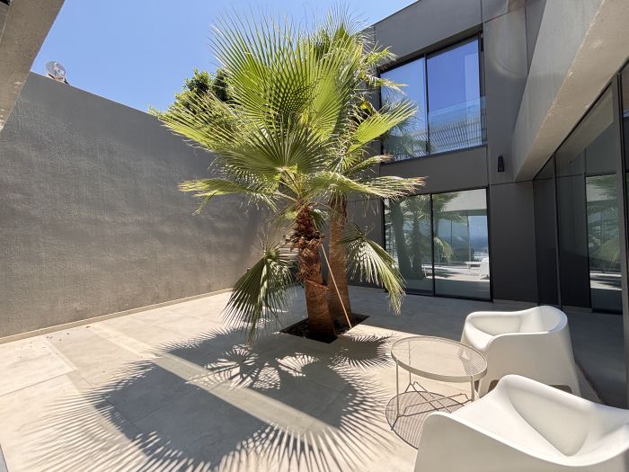 Yalıkavak Villa with Pool, Garden & Sea View