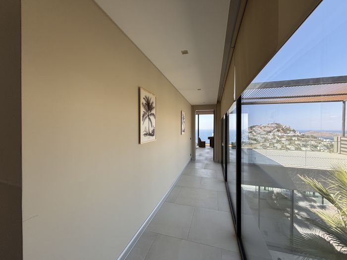 Yalıkavak Villa with Pool, Garden & Sea View