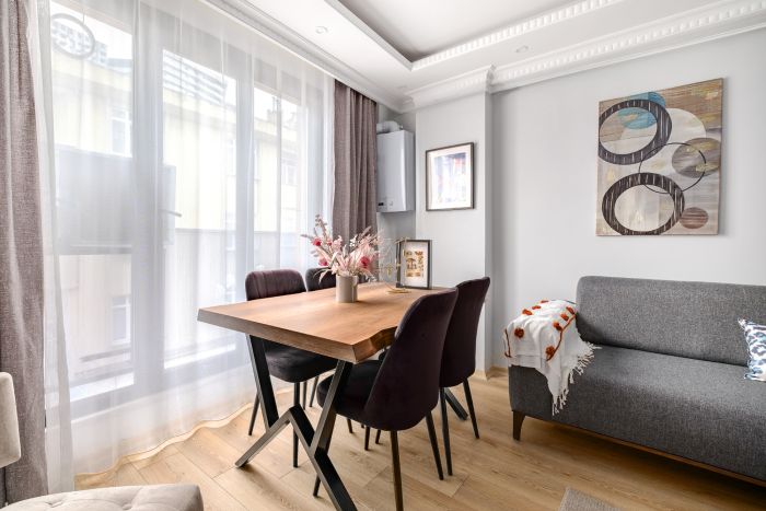 Stylish Şişli Stay – Fast Wi-Fi & Lift Access