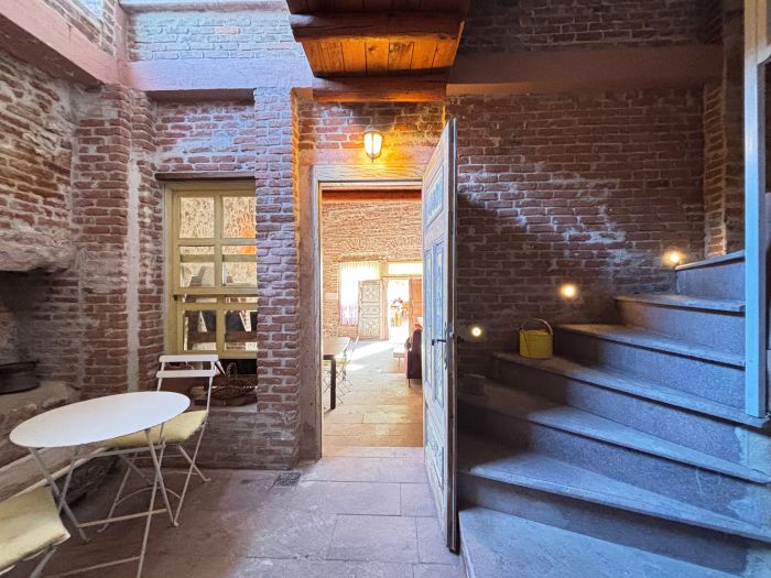 Historic Art House | Award-Winning Gallery Home
