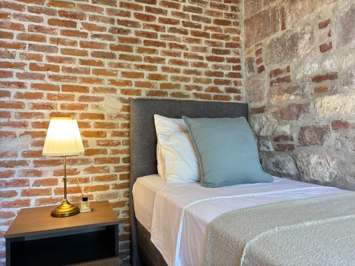 Historic Art House | Award-Winning Gallery Home