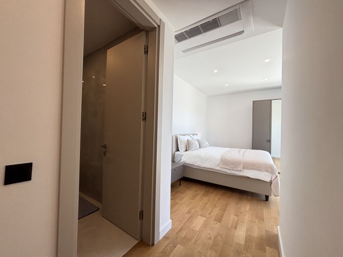 Türkbükü'nde Modern Havuzlu Villa