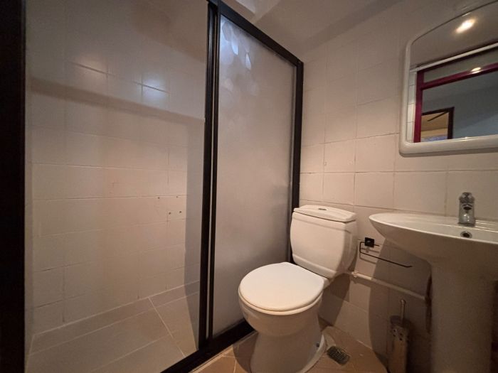 Spacious 5BR in Central Şişli Near Metro - İstanbul, Şişli