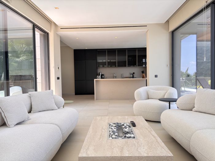 Yalıkavak Villa with Pool, Garden & Sea View