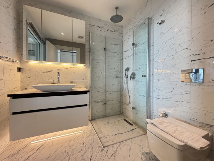 Luxury Studio on the 19th Floor | Queen Bomonti