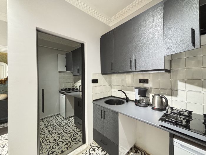 Stylish 1BR w/ Private Turkish Bath • Near Galata