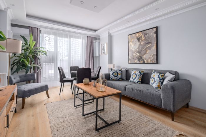 Stylish City Apartment | High-Speed WiF & Elevator