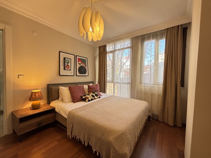 Stylish 1BR Home Near Taksim, Beyoğlu