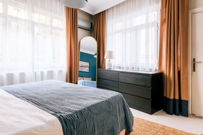 Stylish Flat w/ Balcony – 5 Mins from Taksim Square