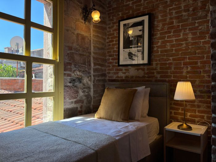 Historic Art House | Award-Winning Gallery Home