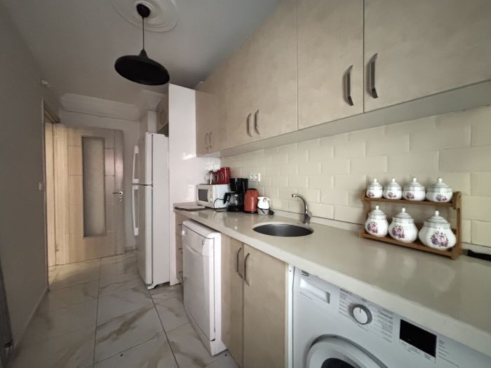 Taksim’in Kalbinde Şık 2+1 Daire!