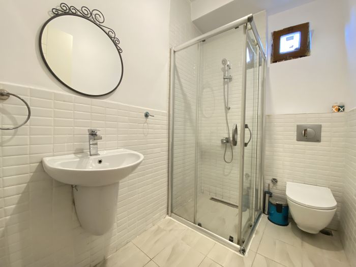 Classic Cozy 1+1 Home in Central Beyoğ