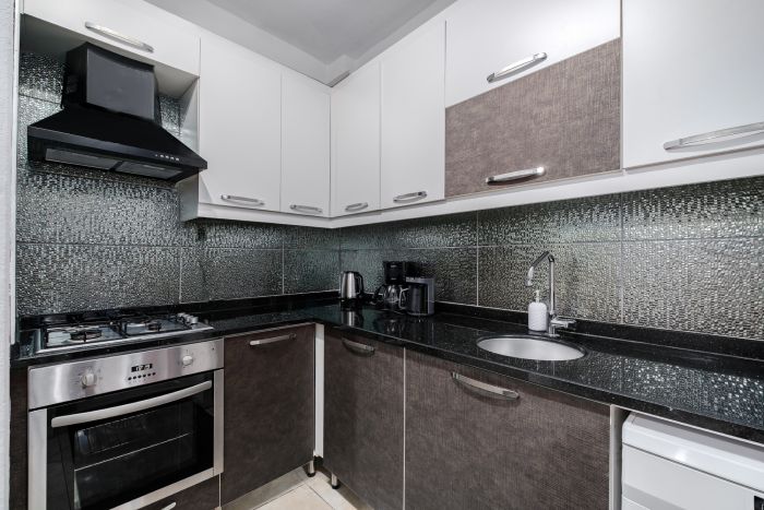 Detached Triplex with Garden & Terrace