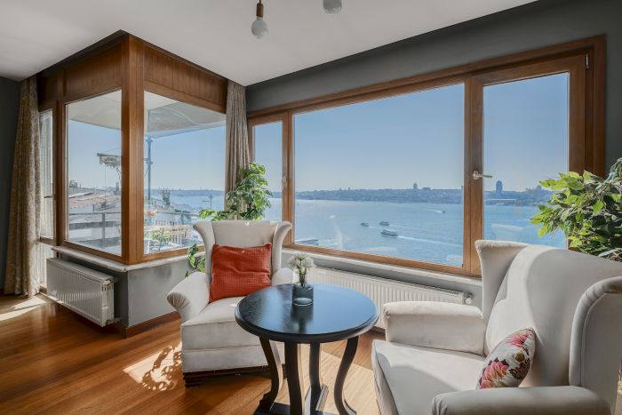 Duplex Flat w Panoramic Bosphorus View and Terrace