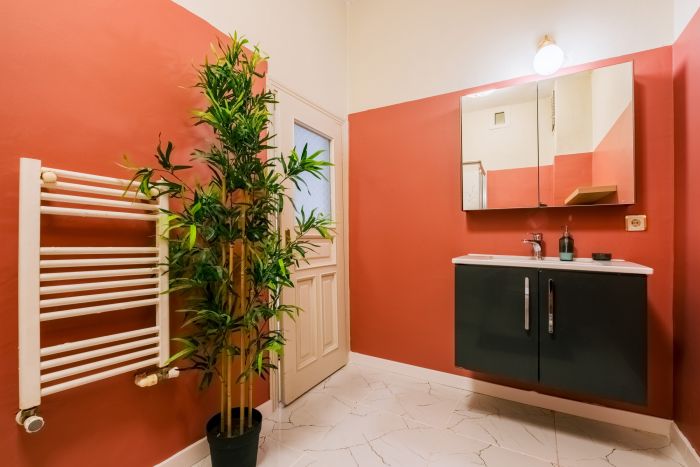 Urban Suite with Balcony • Close to Taksim
