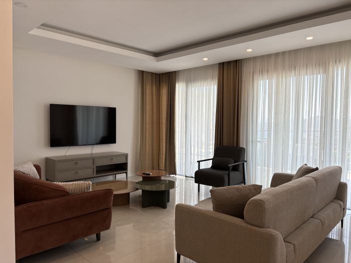 Türkbükü'nde Modern Havuzlu Villa