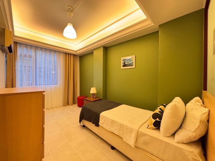 Spacious 5BR in Central Şişli Near Metro - İstanbul, Şişli