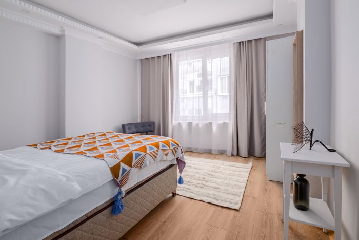 Stylish City Apartment | High-Speed WiF & Elevator