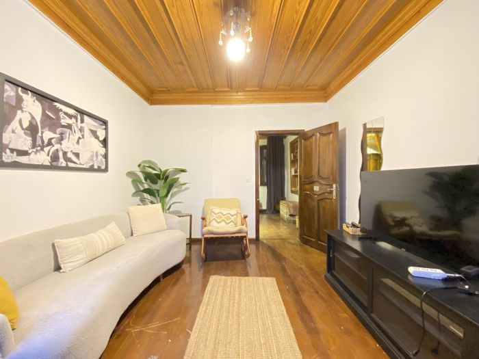 Historic Lütfi Pasha House in Balat 2BR