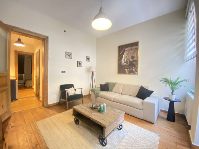 Authentic 1BR Beyoğlu Flat - Walk to İstiklal