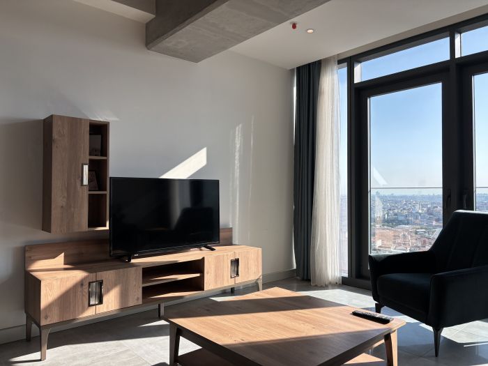 Luxury Studio on the 19th Floor | Queen Bomonti