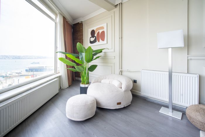 Bosphorus View 3BR in Kabataş